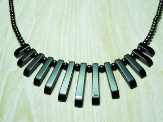 Elegant Graduated Necklace
